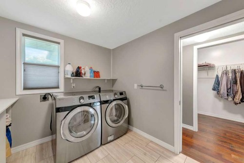 1926 8 Avenue, Wainwright, AB - Indoor Photo Showing Laundry Room