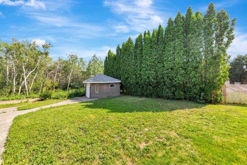1926 8 Avenue, Wainwright, AB - Outdoor