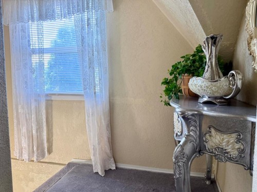 1037 4 Avenue, Wainwright, AB - Indoor