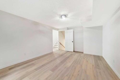 2810 45 Avenue, Lloydminster, SK - Indoor Photo Showing Other Room