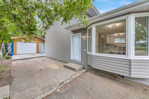 2810 45 Avenue, Lloydminster, SK - Outdoor With Exterior