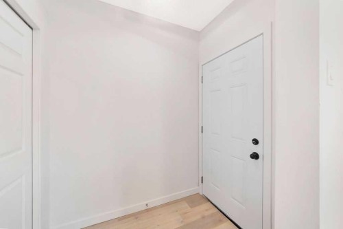 2810 45 Avenue, Lloydminster, SK - Indoor Photo Showing Other Room