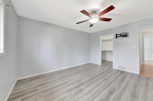 3903 70 Avenue, Lloydminster, AB - Indoor Photo Showing Other Room