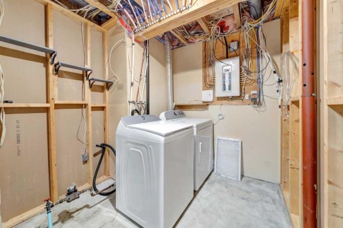 3903 70 Avenue, Lloydminster, AB - Indoor Photo Showing Other Room