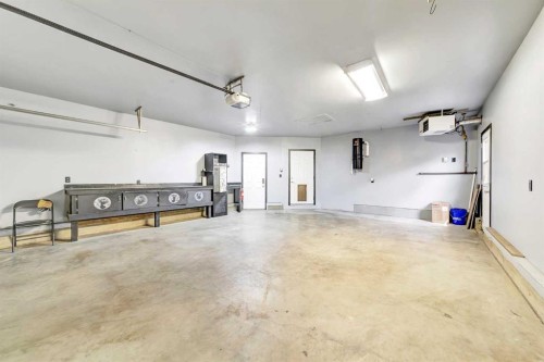3903 70 Avenue, Lloydminster, AB - Indoor Photo Showing Garage
