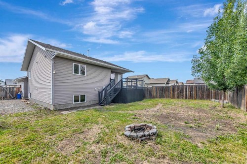 3903 70 Avenue, Lloydminster, AB - Outdoor