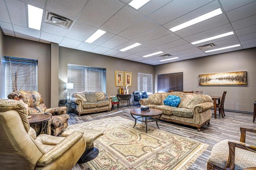 2602 50 Avenue, Lloydminster, AB 