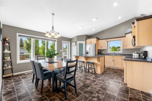 4725 54 Avenue, Kitscoty, AB - Indoor Photo Showing Other Room