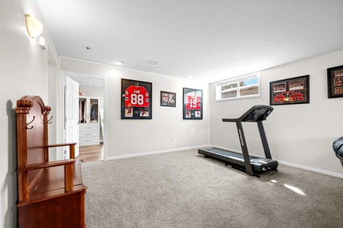 4725 54 Avenue, Kitscoty, AB - Indoor Photo Showing Gym Room