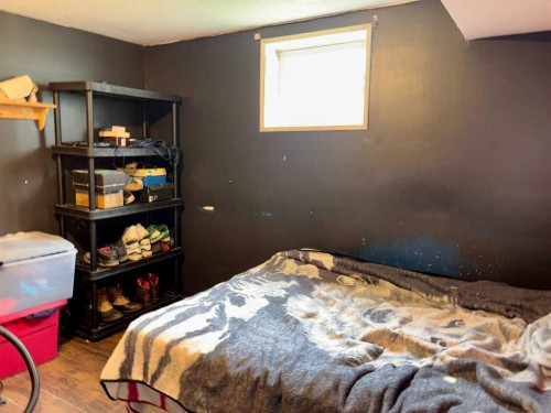 202 4 Avenue, Marwayne, AB 