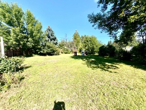 202 4 Avenue, Marwayne, AB 