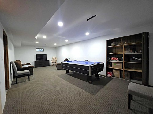 1017 12 Avenue, Wainwright, AB - Indoor Photo Showing Other Room