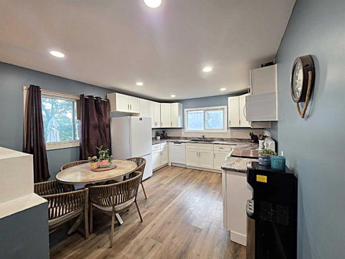 1017 12 Avenue, Wainwright, AB - Indoor