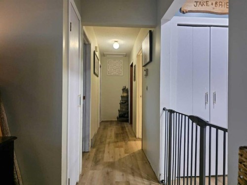 1017 12 Avenue, Wainwright, AB - Indoor Photo Showing Other Room