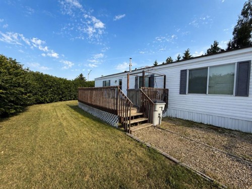 5622 51 Street, Edgerton, AB - Outdoor