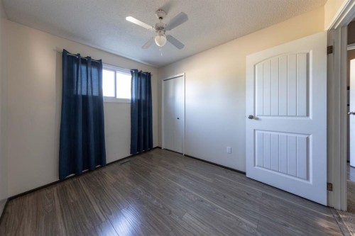 3007 52 Avenue, Lloydminster, AB - Indoor Photo Showing Other Room
