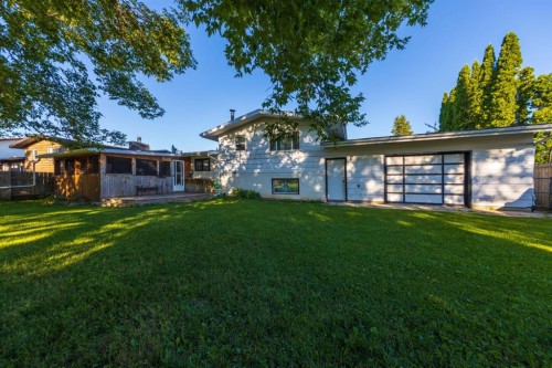 3007 52 Avenue, Lloydminster, AB - Outdoor