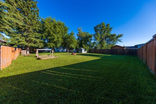 3007 52 Avenue, Lloydminster, AB - Outdoor With Backyard