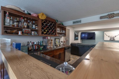 4 Sandpiper Estates, Sandy Beach, AB - Indoor Photo Showing Other Room