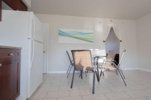 63-305 5 Street, Wainwright, AB - Indoor Photo Showing Dining Room