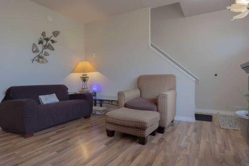 63-305 5 Street, Wainwright, AB - Indoor