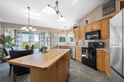 5014 53 Avenue, Kitscoty, AB - Indoor Photo Showing Other Room