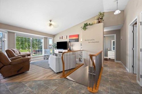 5014 53 Avenue, Kitscoty, AB - Indoor