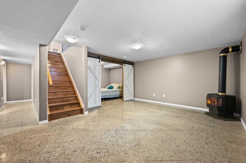 5014 53 Avenue, Kitscoty, AB - Indoor