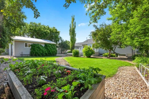 5014 53 Avenue, Kitscoty, AB - Outdoor
