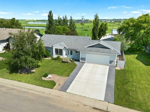5014 53 Avenue, Kitscoty, AB - Outdoor