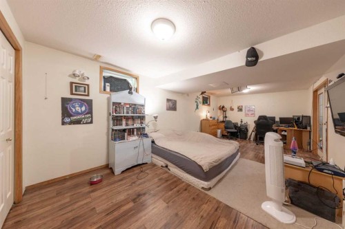 4705 52 Street, Kitscoty, AB - Indoor Photo Showing Bedroom
