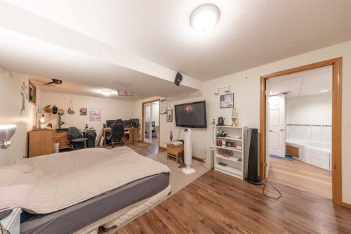 4705 52 Street, Kitscoty, AB - Indoor