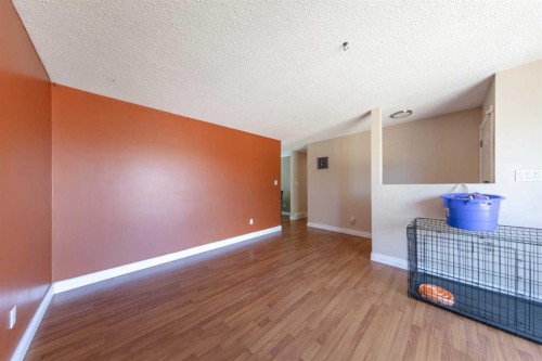 4705 52 Street, Kitscoty, AB - Indoor Photo Showing Other Room