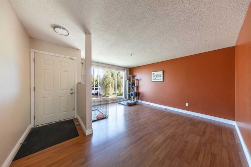 4705 52 Street, Kitscoty, AB - Indoor Photo Showing Other Room
