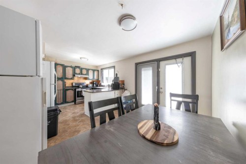 4705 52 Street, Kitscoty, AB - Indoor Photo Showing Dining Room