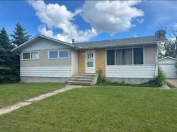 103 1st Street NORTH Marwayne, AB T0B 2X0