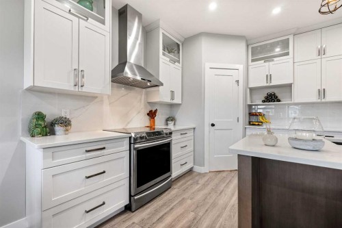 6015 17 Street, Lloydminster, AB - Indoor Photo Showing Kitchen