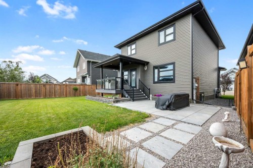 6015 17 Street, Lloydminster, AB - Outdoor