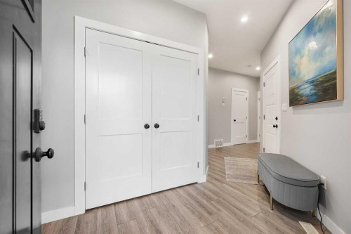 6015 17 Street, Lloydminster, AB - Indoor Photo Showing Other Room
