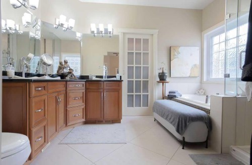 2809 11 Avenue, Wainwright, AB - Indoor Photo Showing Bathroom