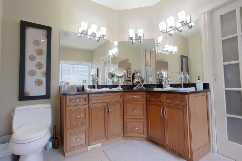 2809 11 Avenue, Wainwright, AB - Indoor Photo Showing Bathroom