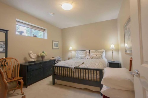 2809 11 Avenue, Wainwright, AB - Indoor Photo Showing Bedroom