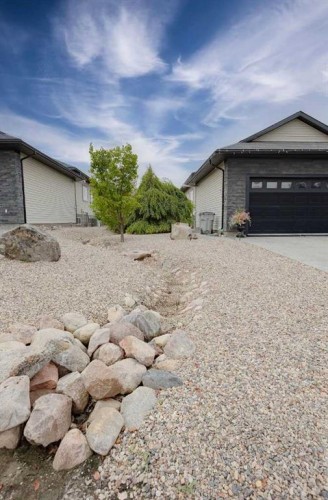 2809 11 Avenue, Wainwright, AB - Outdoor