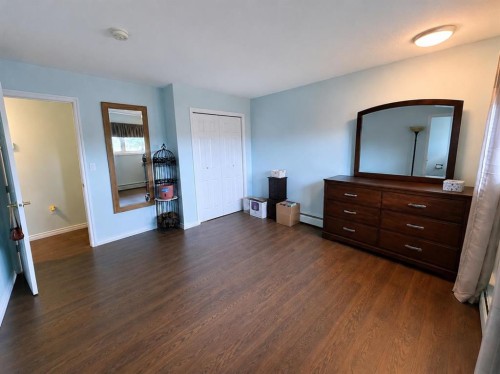 215 14 Street, Wainwright, AB - Indoor
