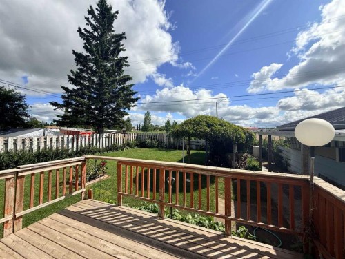 215 14 Street, Wainwright, AB - Outdoor With Deck Patio Veranda