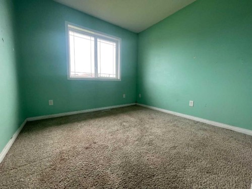 4802 64 Avenue, Cold Lake, AB - Indoor Photo Showing Other Room