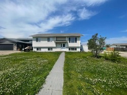 4802 64 Avenue Cold Lake, AB T9M 0A9