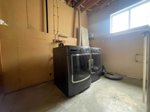 4802 64 Avenue, Cold Lake, AB - Indoor Photo Showing Laundry Room