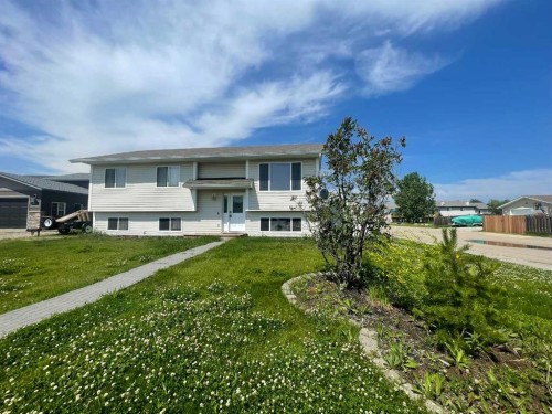 4802 64 Avenue, Cold Lake, AB - Outdoor