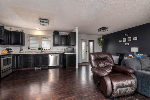 5411 28 Street, Lloydminster, AB - Indoor